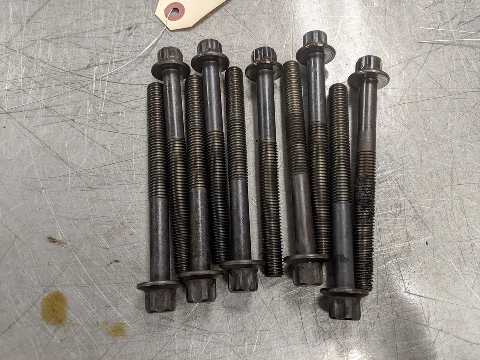 Cylinder Head Bolt Kit From 2008 Nissan Rogue  2.5 - Image 1 of 3