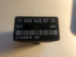 ORIGINAL Mercedes W201 W124 ARA-Diesel Kraftstoffpumpe Relais A0065458732 DE ✓ - Bild 1 von 2