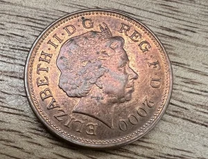2000 GREAT BRITAIN Coin 2 Pence Coin - England Queen Elizabeth II  UK Coin - Picture 1 of 2