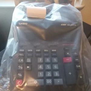 Brand New Casio Heavy Duty Printing Calculator Black Desktop - Box very worn - Picture 1 of 3