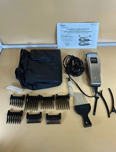 Oster Classic 76 Pro Set tagliabarbiere con protezioni e mantello e borsa.  - Foto 1 di 15