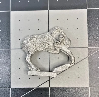 GIANT WOLF half bit GHAZAK KHAN dogs of war oldhammer Mordheim old world AZ25 - Image 1 of 2