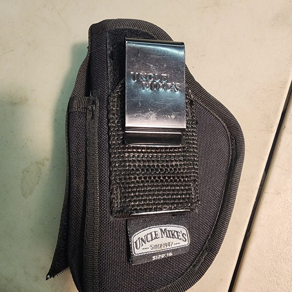 Uncle Mikes Sidekick Ambidextrous Pistol Holster W/Magazine Pocket Size 16 - Image 1 of 4