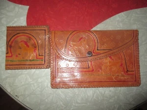 PRE-OWNED Vintage UNICORN Leather CLUTH PURSE w/Matching WALLET - 1970's - Picture 1 of 7