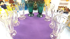 ICE CREAM FLOAT GLASSES SET OF 8 2 GREEN 6 CLEAR ANCHOR HOCKING1950/60's - Picture 1 of 8