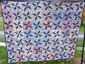 Antik 20er Jahre Handarbeit Pinwheel Patchwork gebunden Quilt mehrfarbig mit 801 Krawatten - Bild 1 von 12