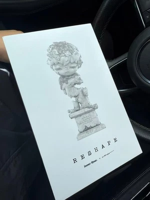 Figura POPMART Hirono Remodelación Edición Limitada, 8.7 pulgadas [NUEVA EN PAQUETE] Foto 1 de 4