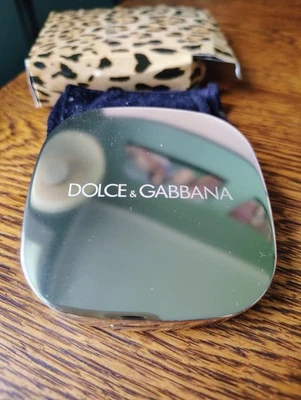 Dolce & Gabbana Glow бронзирующий порошок издание Animalier - 19,3 г/0,63 унц - новый в коробке - Изображение 1 из 4