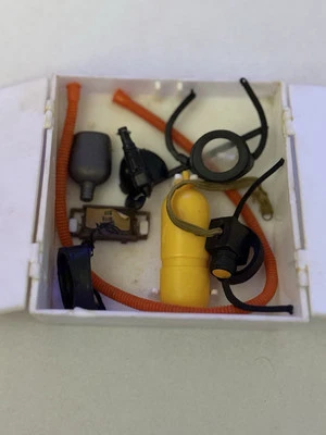 1975 GI Joe Medic Box For Vehicle-search And Rescue/jeep Ambulance - Image 1 of 3