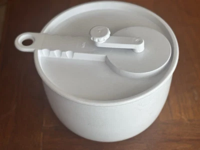 Spinner de ensalada vintage Copco 604 diseño: Sam Lebowitz EE. UU. utensilios de cocina blanco Foto 1 de 4