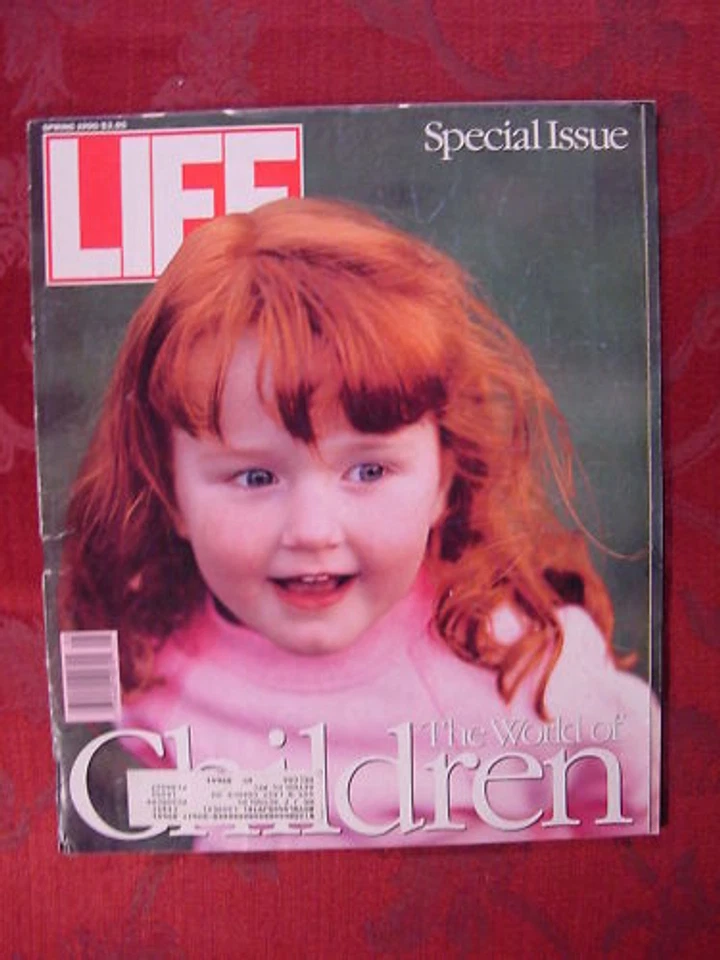 LIFE Special magazine SPRING 1990 The World of Children Foto 1 de 1
