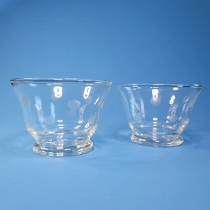 Set vintage di 2 ciotole da dessert affusolate con design a pois - retrò chic - Foto 1 di 6