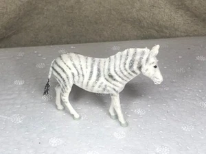 Britains Plastic Zoo Figures, Zebra, 1 Figure - Picture 1 of 1