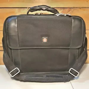 Wenger Swiss Gear Laptop Messenger Bag For Up To 15" Laptop Swanky Barn - Picture 1 of 12