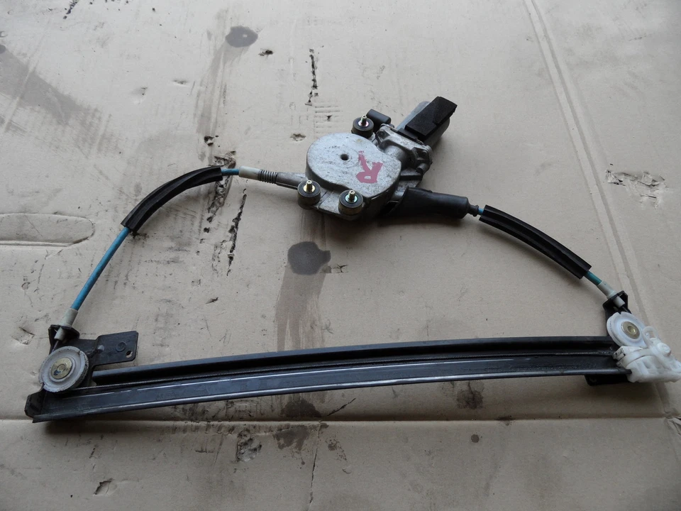 Alfa 147 1.6L 77KW Window Regulator Right Electric 46751870 - Image 1 of 1