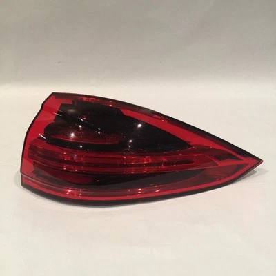 PORSCHE CAYENNE S TAIL LIGHT RIGHT PASSENGER SIDE 2015 2016 2017 LED OEM - Image 1 of 4