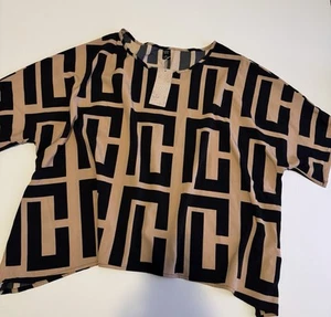 Emery Rose Women’s Blouse NWT Size 1XL Short Sleeve Asymmetrical Black Brown - Picture 1 of 7