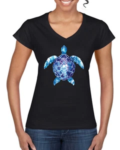 Meeresschildkröte Batik Kunst Tiere Frauen Standard V-Ausschnitt T-Shirt - Bild 1 von 8