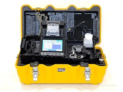 Empalmadora de fusión de revestimiento activo Fujikura 41S reparada + cuchilla CT-50 ARC 1805. Foto 1 de 4