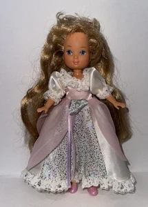 Lady Lovely Locks Enchanted Island Maiden Fairhair RARO - Imagen 1 de 3