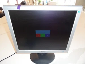 GATEWAY COMPUTER LCD COLOR MONITOR MODEL # TFT178OPS 17" FLAT SCREEN - Picture 1 of 17