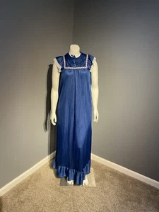 Vintage Handmade Maxi Nightgown Size Medium Hearts Lace 80s - Picture 1 of 7