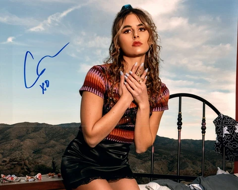 CARLY ROSE SONENCLAR AUTOGRAPH SIGNED 8X10 PHOTO #16 SINGER X-FACTOR SUBURBIA Cover