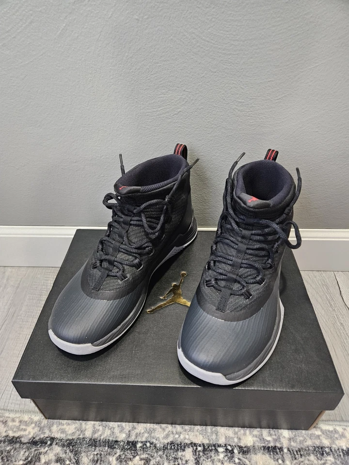 Nike Air Jordan Ultra Fly 2 Masculino 10 Preto Vermelho Basquete 897998-002 RARO RETRÔ - Imagem 1 de 4