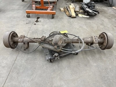 1998 Jeep Cherokee XJ Chrysler 8.25 Rear Axle 3.55:1 Gear Ratio OEM - Image 1 of 4