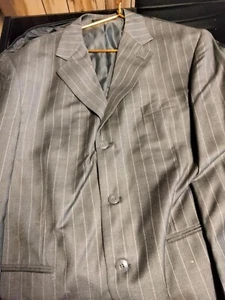 Falcone Men's Pinstriped Grey Two-Piece Suit/Pants/Bag Combo - Picture 1 of 2