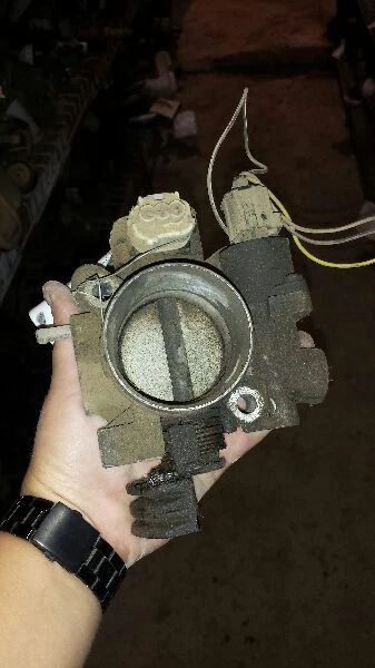 Conjunto de válvula de acelerador del cuerpo del acelerador 2,4 L para 98-00 BREEZE 431701 Foto 1 de 1