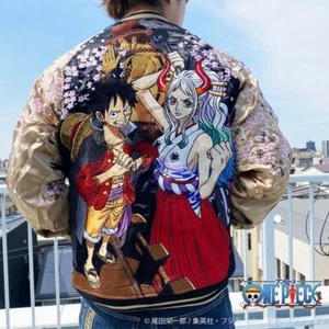 Chaqueta de satén Karakuri Tamashii x ONE PIECE Luffy & Yamato Sukajan reversible - Imagen 1 de 17