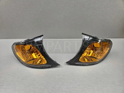 NEW GENUINE TYC BMW E46 SED TOUR LCI TURN INDICATOR FRONT PAIR 7165847 & 7165848 - Image 1 of 4