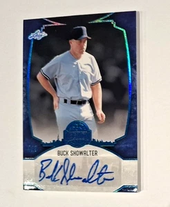 2024 Leaf Bronx Legacy Signatures Blue #BA-BS1 Buck Showalter Auto #4/9 Yankees - Picture 1 of 3