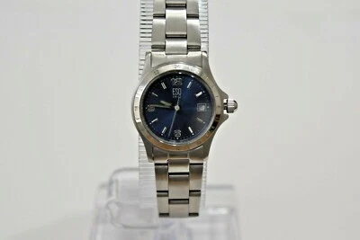 Reloj ESQ para mujer usado de acero inoxidable esfera azul $395 Foto 1 de 4