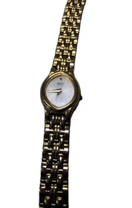 Orologio Seiko Vintage Donna 17mm Tono Oro V400-5588 Quadrante Ovale Bianco Batteria Nuova - Foto 1 di 8
