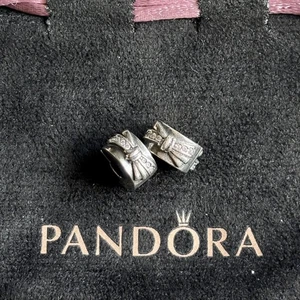 Pandora - Schleife CZ Clip Moments Charms x2 - Bild 1 von 5