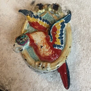 VINTAGE Hubley PAINTED CAST IRON Bird Macaw Parrot Bedroom DOOR KNOCKER - Picture 1 of 7