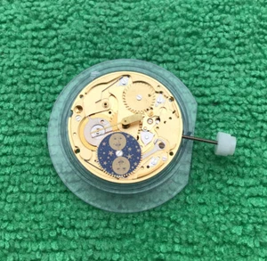 Genuine ETA 255.487 Moon Phase Quartz Wristwatch Movement 6 Jewels NOS - Picture 1 of 5