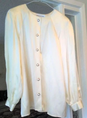 VINTAGE: BLUSA ALBERT NIPON, EM CREME CINTILANTE. TAMANHO 14. NUNCA USADO. - Imagem 1 de 4