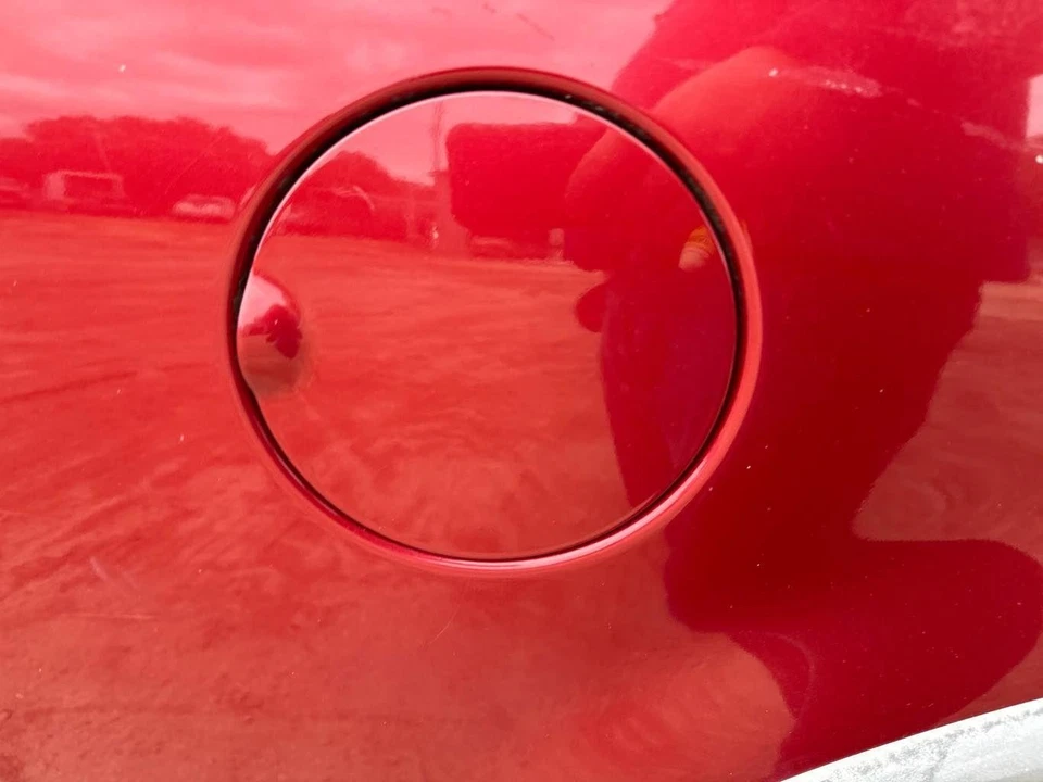 Fuel Tank Filler Gas Door FORD EXPLORER 01 02 03 - Изображение 1 из 1