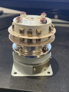 TE Connectivity / Potter Brumfield 1-1393139-2, MDR-138-8 - Foto 1 di 11