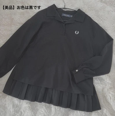 Blusa para mujer Fred Perry negra plisada en la espalda, talla M, casi como nueva Foto 1 de 4