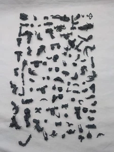 Menge (50+) Warhammer 40k und Fantasy Teile und Stücke - Bild 1 von 6
