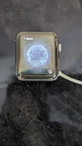 Apple Watch Series 3 42mm GPS + WiFi Space Gray - Photo 1 sur 10