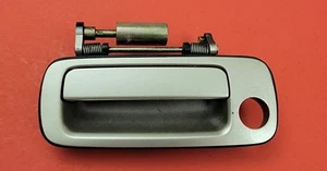 98-00 LEXUS LS400 LEFT DRIVER SIDE EXTERIOR DOOR HANDLE BEIGE/GOLD OEM M23 - Picture 1 of 4