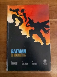 COMIC - Batman The Dark Night Falls Book #4 1986 DC Frank Miller - Picture 1 of 2