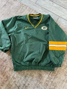 Nike Pro Line Vintage Green Bay Packers NFL Reversible Pullover - Size M - Picture 1 of 9