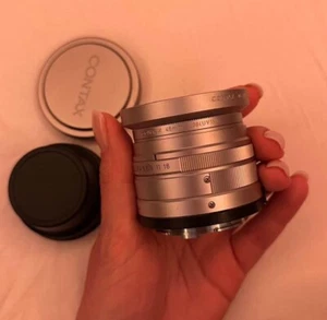 Contax 45mm f/2 Zeiss Planar T* Lens for G-Series, Titanium {46} - Picture 1 of 3