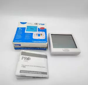 Pro1 IAQ T925 - 7 Day Programmable Heat Pump Touchscreen Thermostat (3H/2C) - Picture 1 of 8